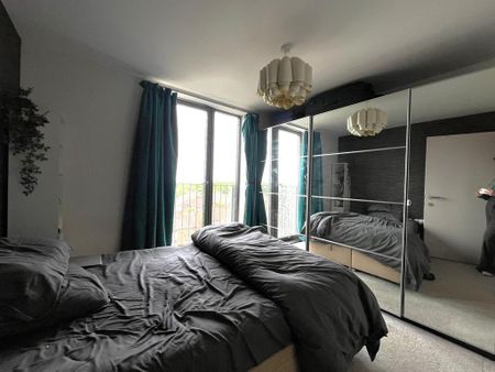 2 bedroom flat to rent - Photo 2