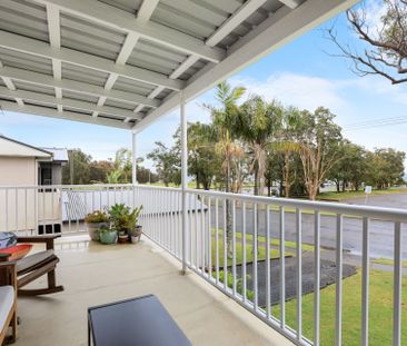 Coastal Living Opposite the Waterfront- Water, Electricity, WiFi an... - Photo 6
