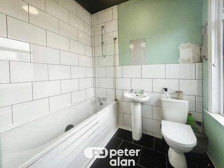 Wimborne Road, Pencoed, Bridgend, CF35 - Photo 5