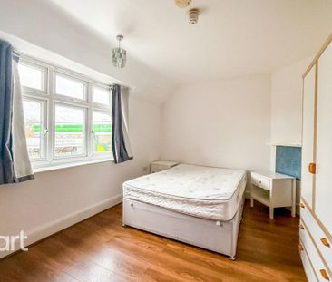 1 bedroom in a house share to rent - Photo 4