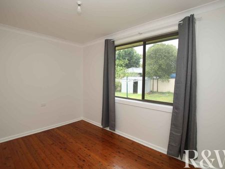 25 Gasmata Street Whalan - Photo 4