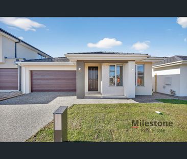 24 Craigend street, Clyde North, Vic 3978 - Photo 5
