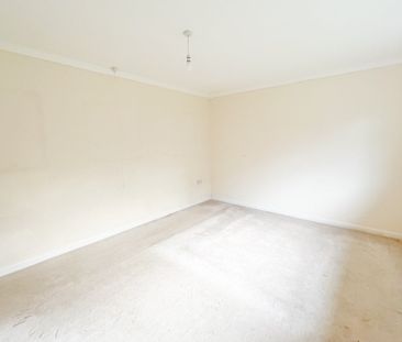 Main Street - Photo 3