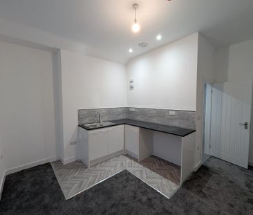 Studio to rent - Photo 6