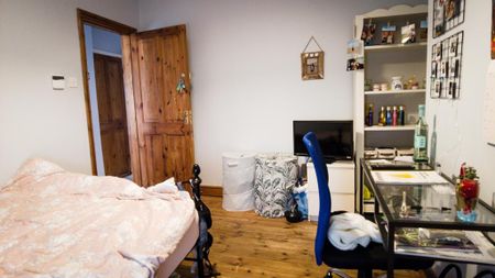 3 bedroom terraced house to rent - Photo 4