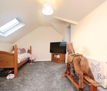 4 bedroom detached house to rent - Photo 5