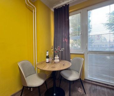 1 izbový byt na prenájom 36m2, Šurany - Photo 1