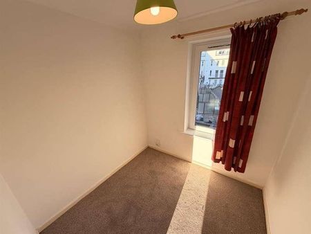 High Street, Cheltenham, GL52 - Photo 3