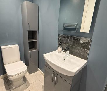 2 bedroom flat to rent - Photo 5