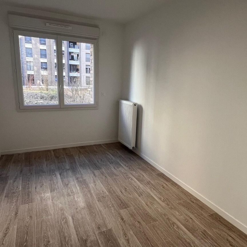location Appartement T4 DE 85.8m² À BOBIGNY - Photo 1
