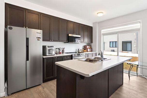 For Lease - 502 Culdaff Road, Stittsville - Munster - Richmond, Ontario - Photo 1