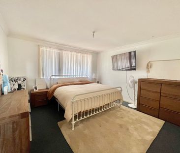 DOUBLE STOREY TOWNHOUSE ! - Photo 1