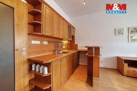 Pronájem bytu 1+kk a garsoniéry 32 m² - Photo 5