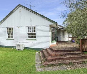 Spacious 3-Bedroom Family Home in Papakura - Photo 1