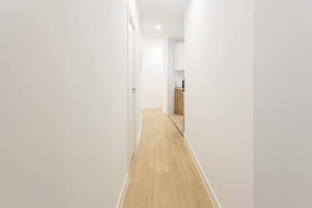 Large room in Ventura Rodríguez - Photo 3