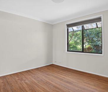 6 Vivyan Close, Denistone NSW 2114 - House For Rent | Domain - Photo 1