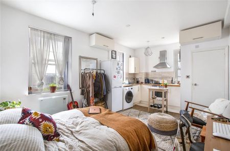 Studio to rent - Photo 4