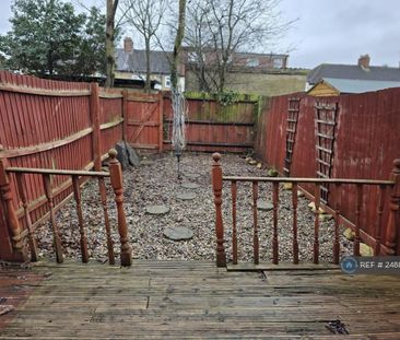 2 bedroom terraced house to rent - Photo 2