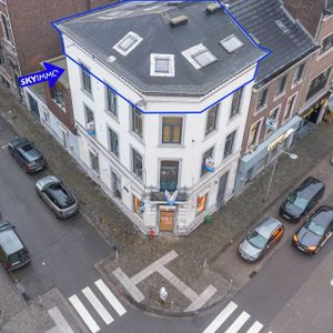Appartement te huur in Liège voor € 800 met 2 slaapkamers - Photo 3