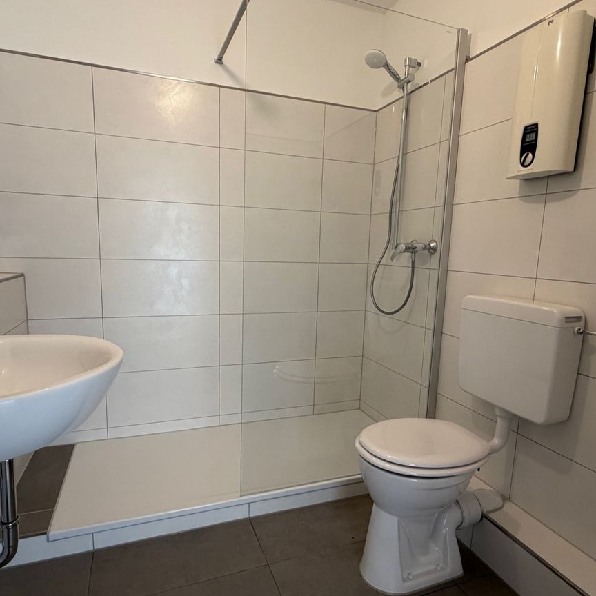Gepflegte 3-Zimmer-Wohnung mit großem Balkon im Zentrum von Hüls - Photo 1