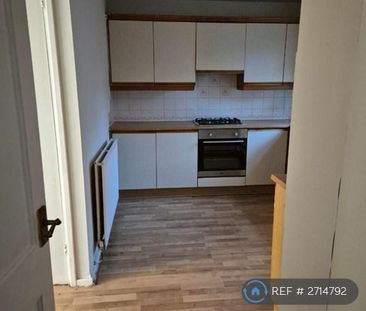 3 bedroom terraced house to rent - Photo 6