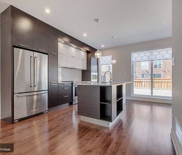 Splendid townhouse for rent in Pointe-Claire | Accès International - Photo 4