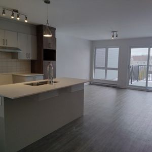 Spacieux/Neuf 4 ½ Avec 2 SDB à Louer - Photo 3