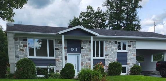 Maison à louer dans Charlesbourg - Québec - Photo 2