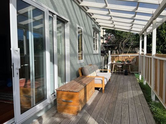 Cozy Ōtaki Beach Home - Fixed term rental - Photo 1