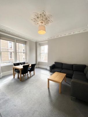 3 bedroom flat to rent - Photo 1