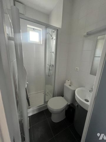 F.2 meublé refait à neuf - CENTRE VILLE LE HAVRE - Photo 4