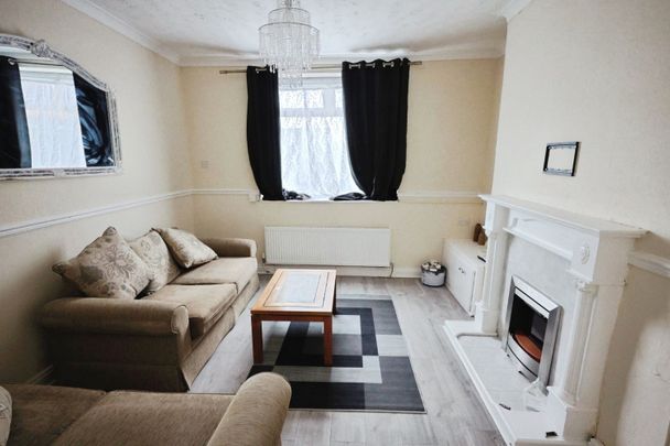 2 bedroom House To Let - Photo 1