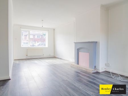 3 Bedroom For Rent - Photo 4