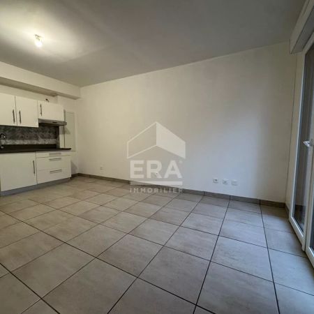 Charmant F2 avec terrasse et parking sécurisé - Photo 4