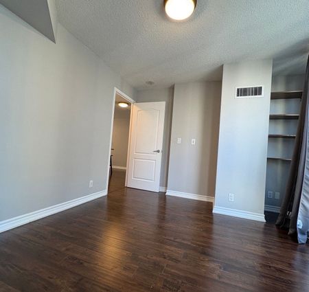 For Lease - 33 Elm Drive Unit# 1605, Mississauga, Ontario - Photo 4