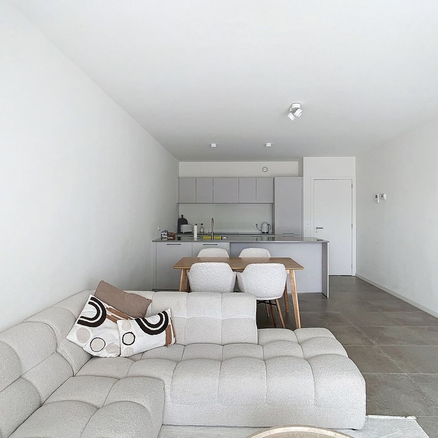 Energiezuinig appartement met 2 slaapkamers en terras! - Photo 1