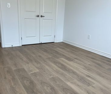 For Lease - 63 Lincoln Drive, Belleville, Ontario - Photo 6