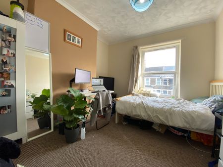 Woodville Road, Cathays - Photo 2