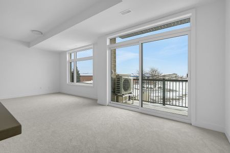 For Lease - 1027 Silhouette Private, Barrhaven, Ontario - Photo 2