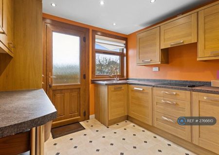 3 bedroom terraced house to rent - Photo 4