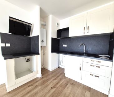Location Appartement 2 pièces 42m² RONCQ 59223 - Photo 3