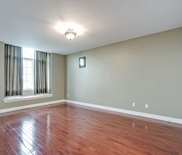 For Lease - 1527 Arrowhead Road, Oakville, Ontario - Photo 3