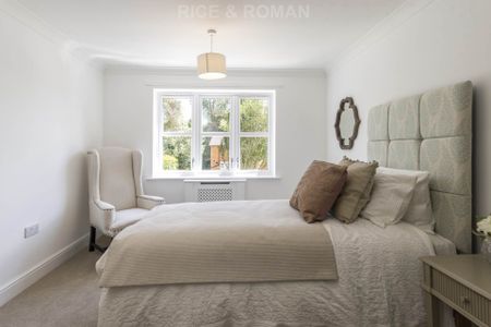 2 Bedroom Cottage, Lynwood Village – Ascot - Photo 3