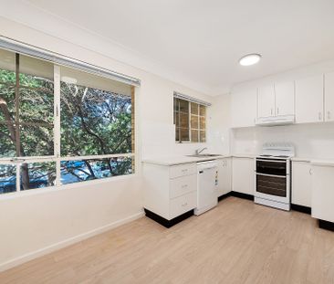 4/91 Burns Bay Road, - Photo 3