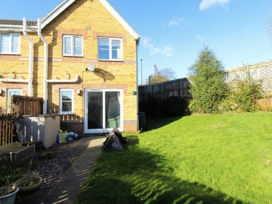 Cannon Close, Rawmarsh - Photo 1