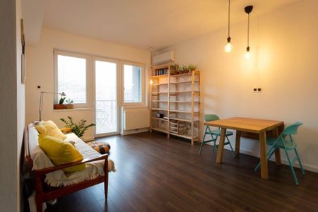 Krásny moderne zrekonštruovaný, zariadený 2 izb. byt s loggiou, Karadžičova ul., Staré Mesto - Photo 3