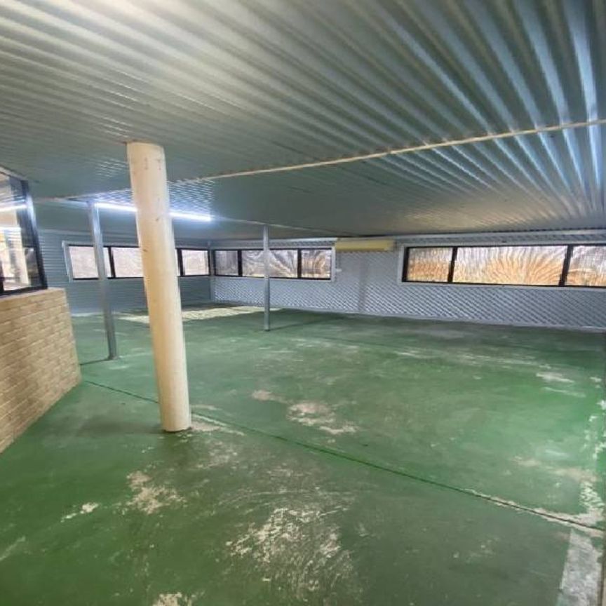 A 3x1 Brick Home Nestled on a Quiet Neighborhood Perfect for Small Families or Group of Friends. - Photo 1