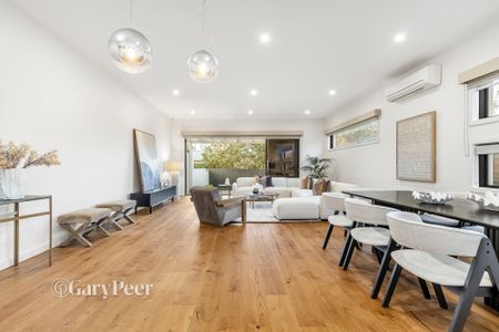 13b Lindsay St, McKinnon VIC 3204 - Townhouse For Rent | Domain - Photo 2