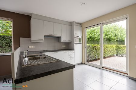 Ruim lichtrijk gelijkvloers appartement met 2 terrassen en garage - Foto 4