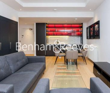 Botanic Square, London City Island, E14 - Photo 4